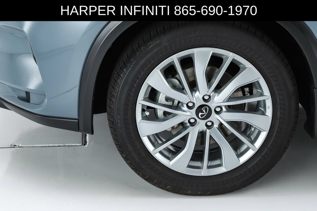 Used 2023 INFINITI QX50 Luxe AWD/4WD image 5