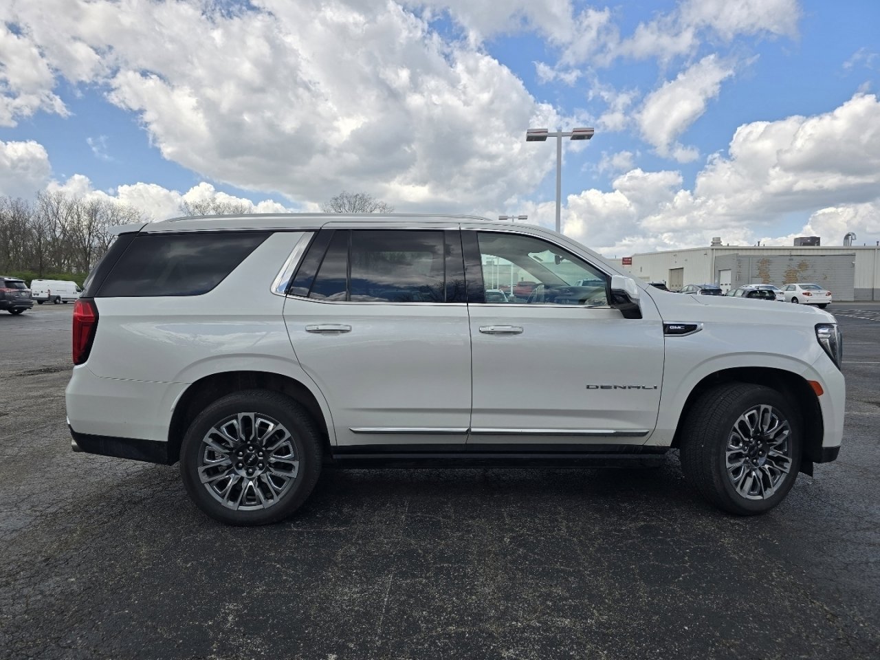 Used 2023 GMC Yukon Denali w/ Max Trailering Package AWD/4WD image 17