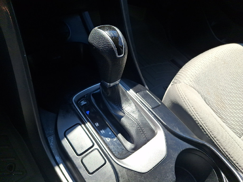 Used 2015 Hyundai Santa Fe Sport AWD/4WD image 15