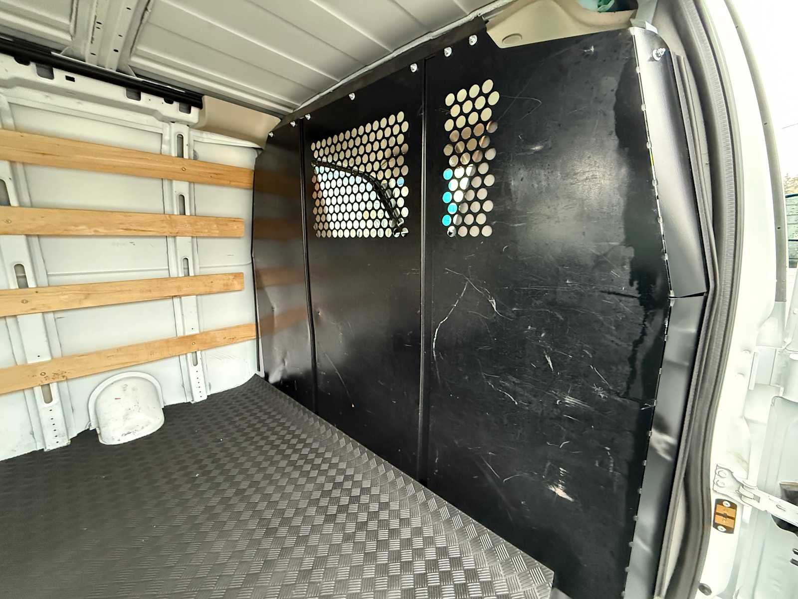 Used 2023 GMC Savana 2500 w/ Driver Convenience Package image 30