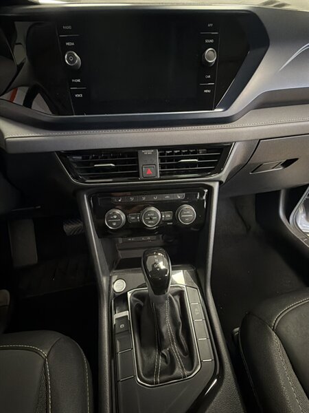 Used 2024 Volkswagen Taos SE FWD image 30