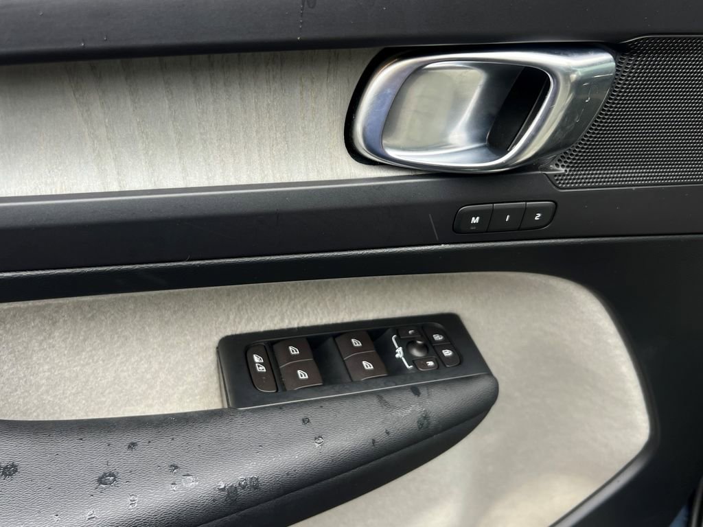 Used 2019 Volvo XC40 T5 Inscription image 23