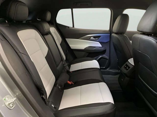 Used 2026 Chevrolet Equinox EV LT image 70