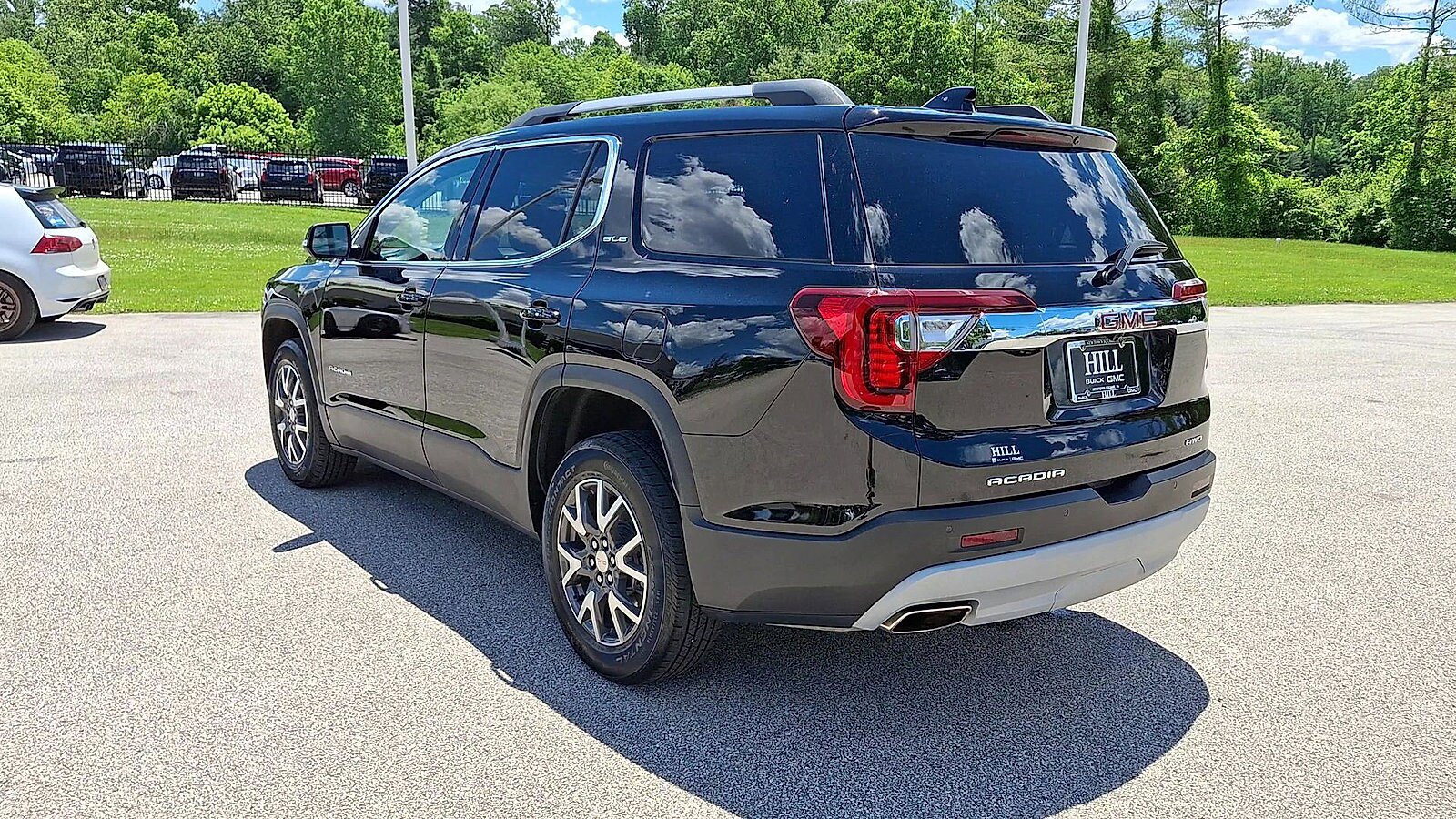 Used 2023 GMC Acadia SLE w/ Driver Convenience Package AWD/4WD image 7
