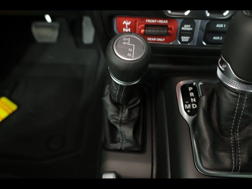 New 2026 Jeep Wrangler Unlimited Rubicon w/ Safety Group image 13