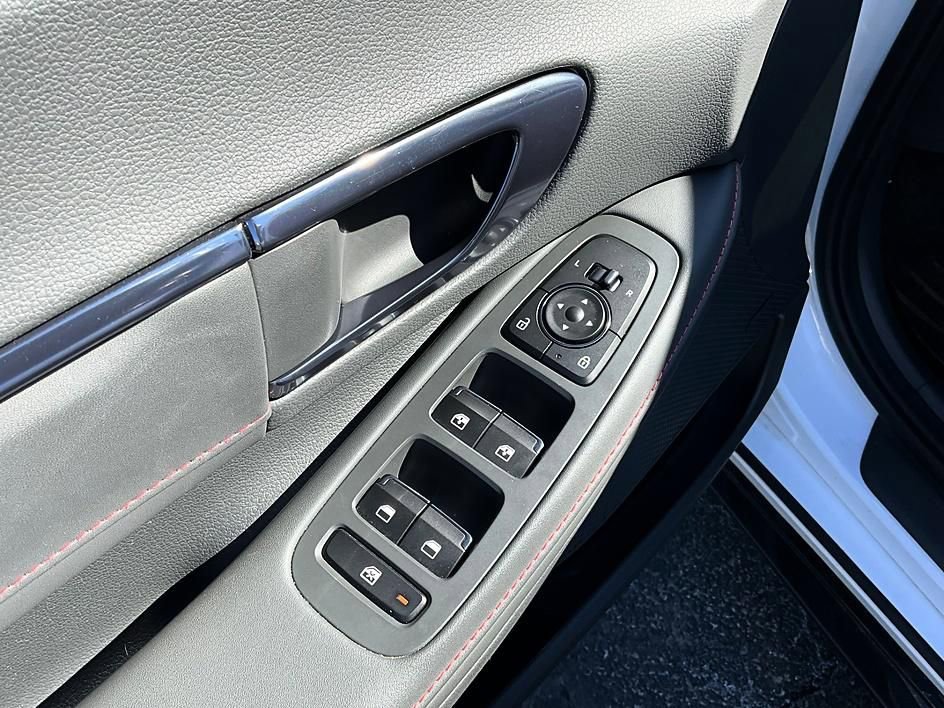 Used 2022 Hyundai Sonata N Line image 12