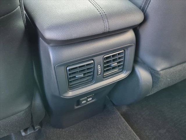 Used 2024 Toyota RAV4 XSE AWD/4WD image 16