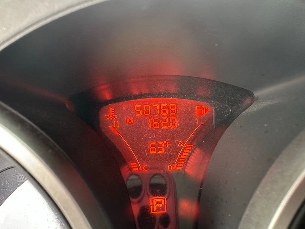 Used 2014 Nissan Juke S image 20