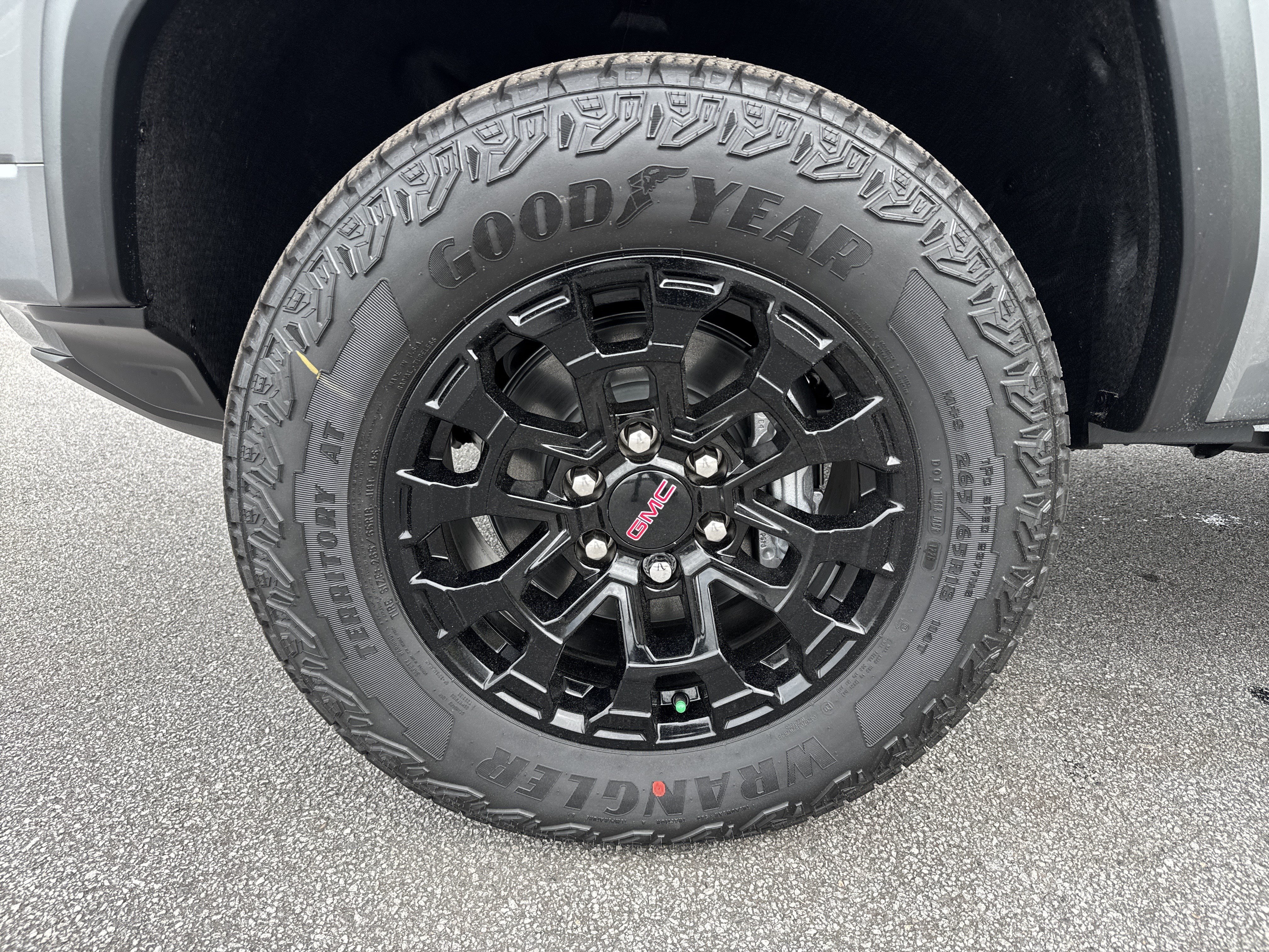 New 2026 GMC Canyon Elevation w/ Convenience Package AWD/4WD image 13