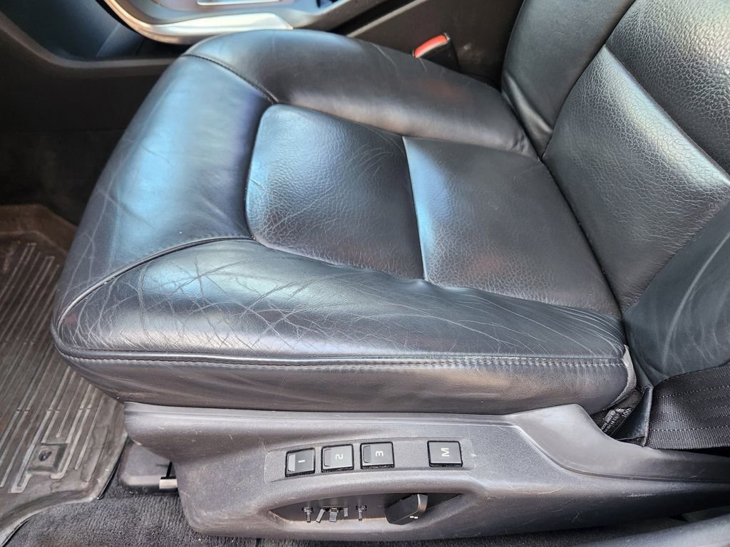 Used 2011 Volvo S80 3.2 image 25