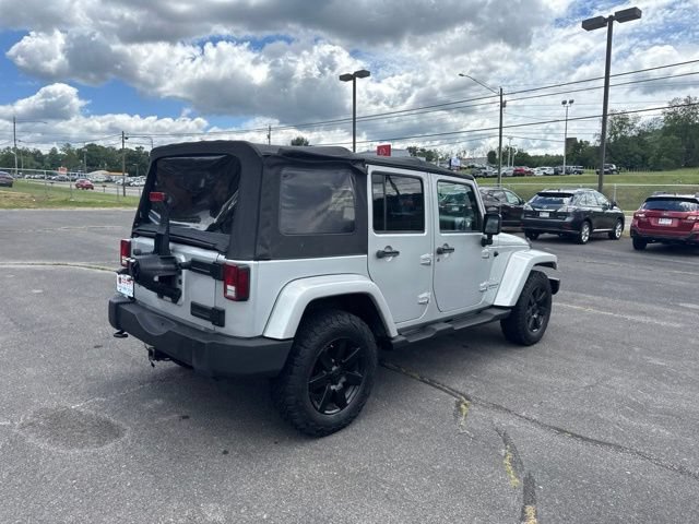 Used 2012 Jeep Wrangler Unlimited Sahara w/ Connectivity Group AWD/4WD image 8
