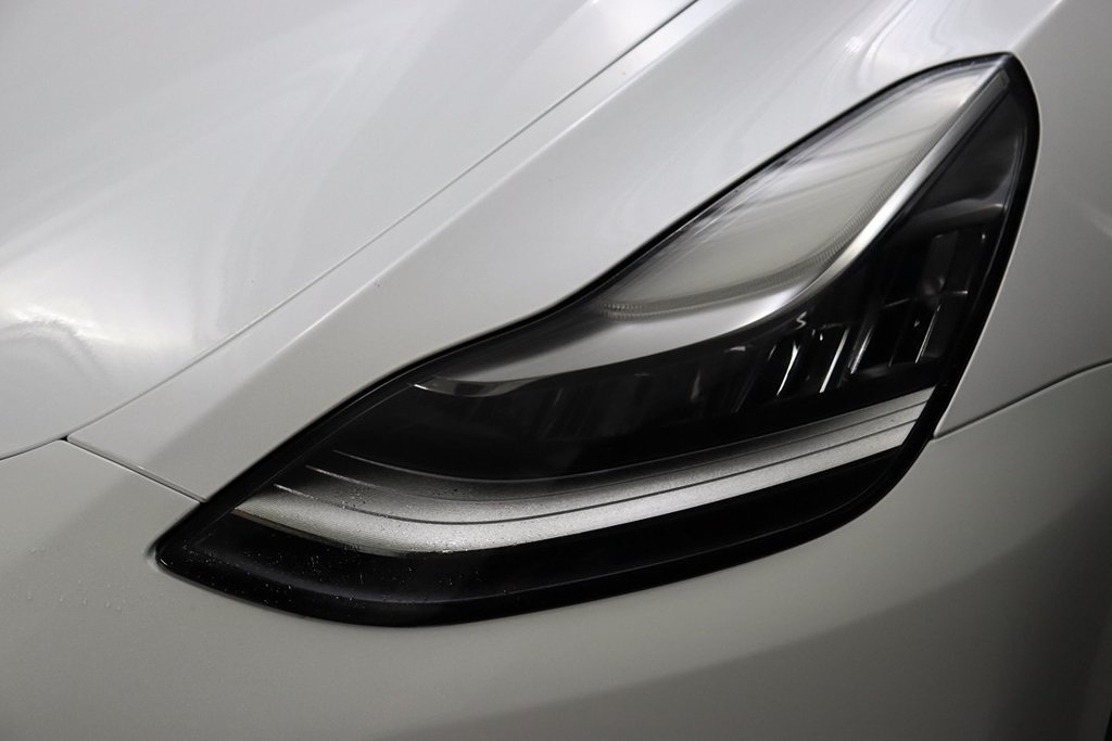 Used 2023 Tesla Model Y Long Range AWD/4WD image 4