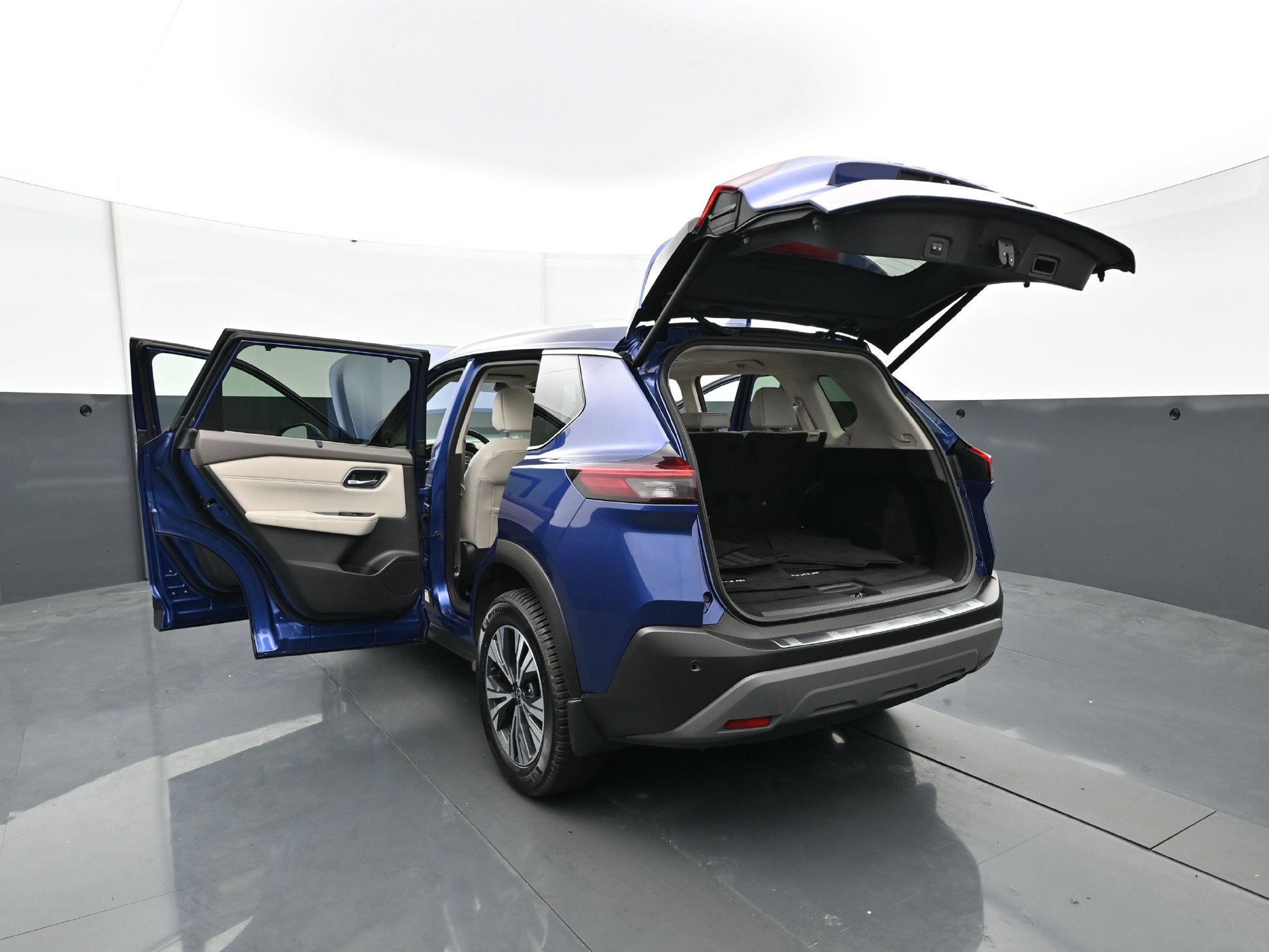 Used 2021 Nissan Rogue SV w/ Premium Package AWD/4WD image 37