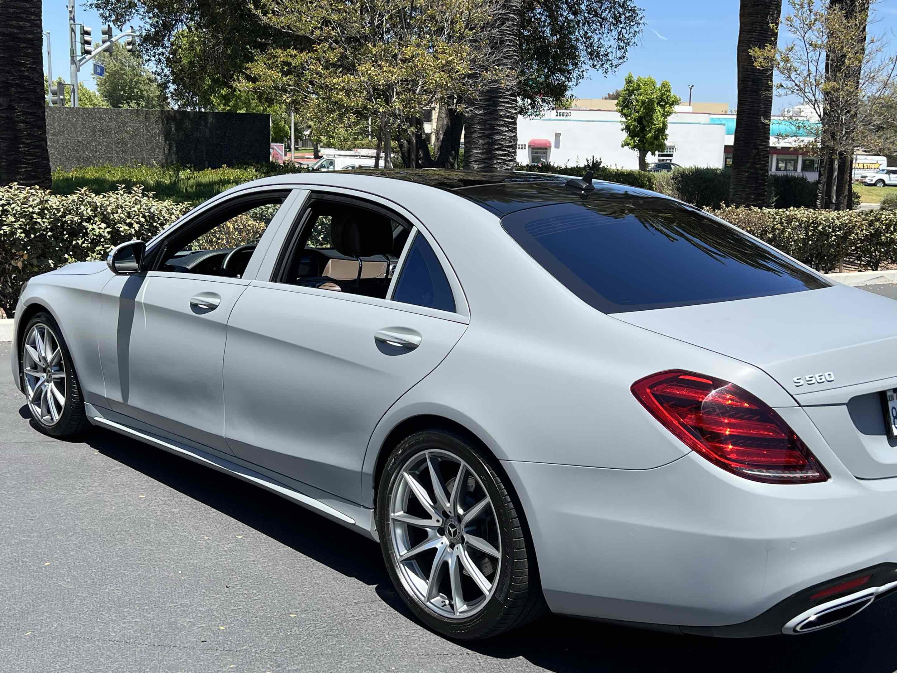 Used 2018 Mercedes-Benz S 560 Sedan image 54