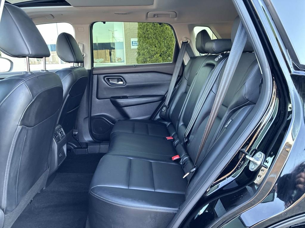 Certified 2023 Nissan Rogue SV w/ SV Premium B Package image 16