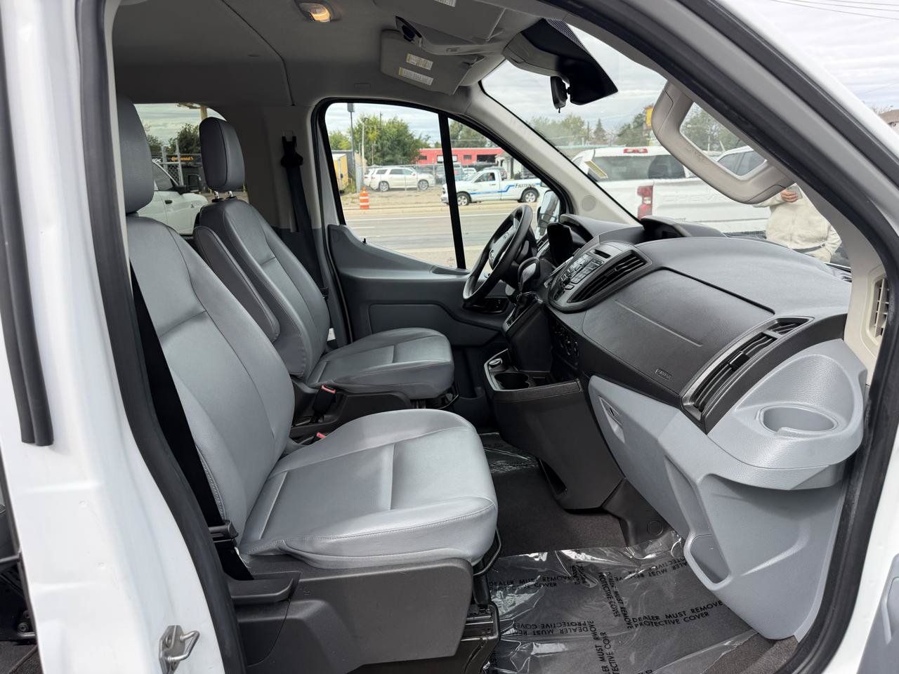 Used 2018 Ford Transit 150 XL RWD image 29