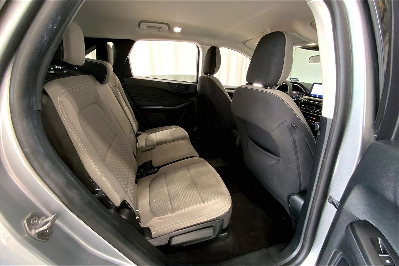 Used 2022 Ford Escape SE AWD/4WD image 25