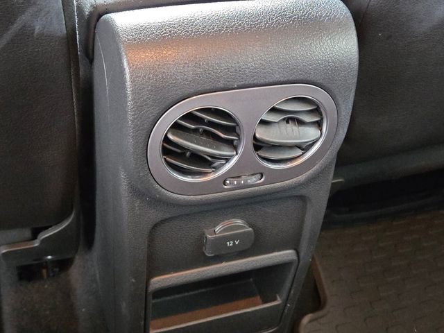 Used 2017 Volkswagen Tiguan S image 15