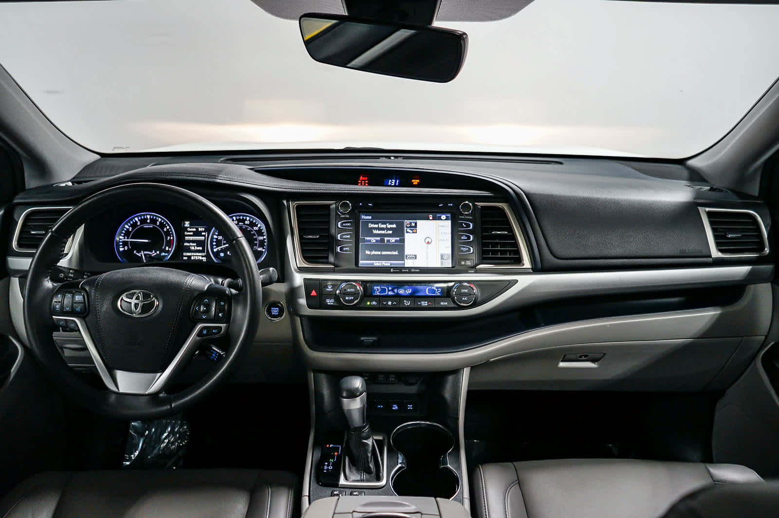 Certified 2019 Toyota Highlander XLE AWD/4WD image 14
