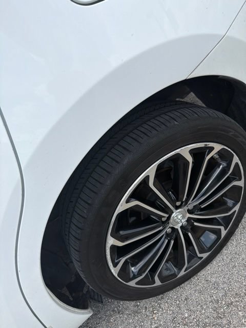 Used 2014 Toyota Corolla S FWD image 18