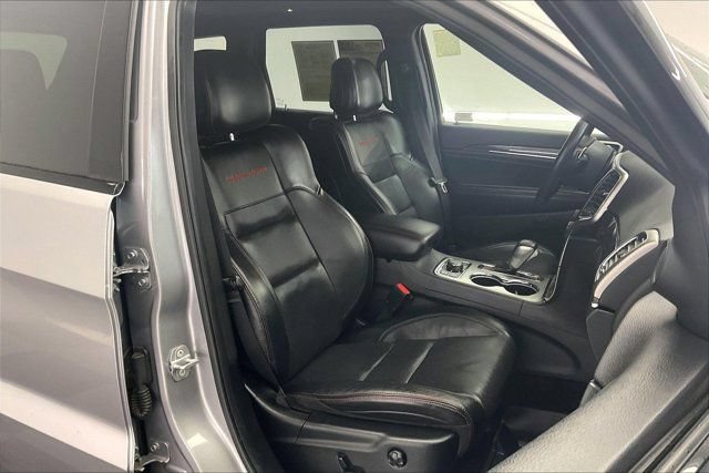 Used 2018 Jeep Grand Cherokee Trailhawk w/ Trailhawk Luxury Group AWD/4WD image 6