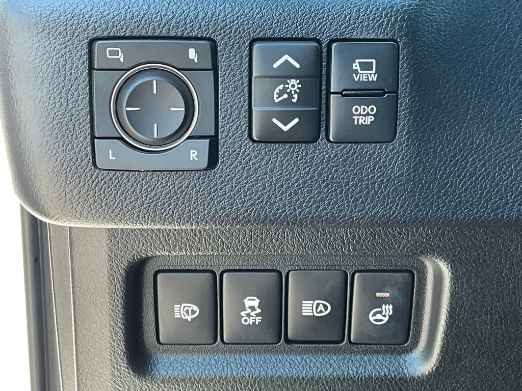 Used 2020 Lexus GX 460 Luxury w/ Accessory Package AWD/4WD image 35