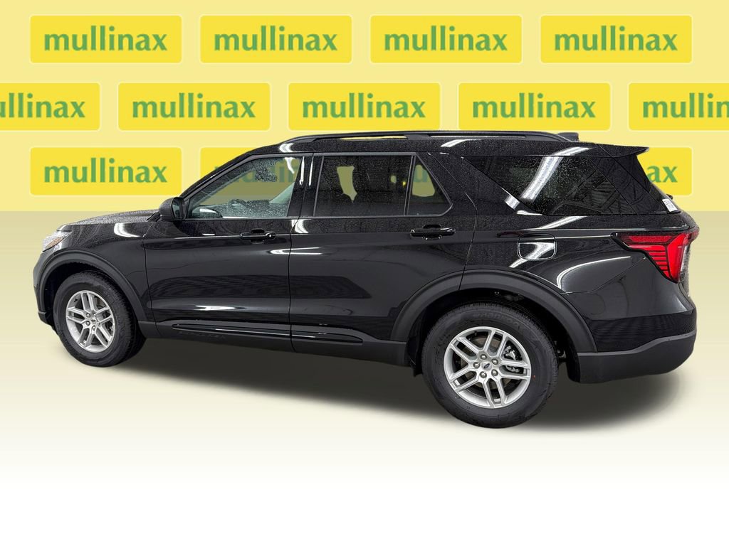New 2026 Ford Explorer Active RWD image 10