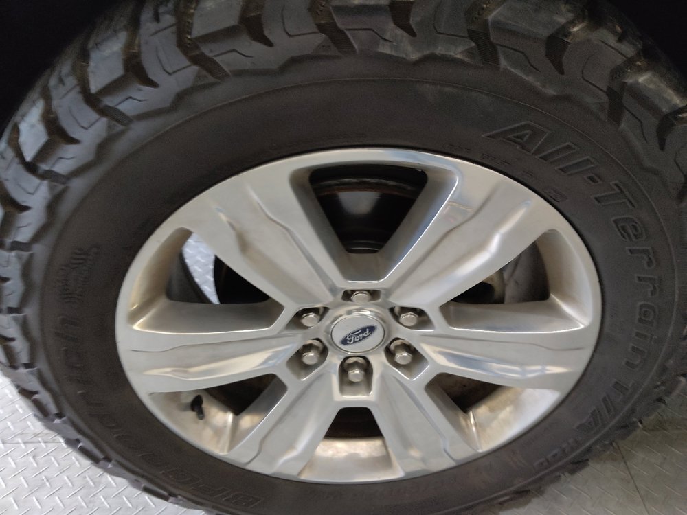 Used 2019 Ford F150 Platinum w/ Equipment Group 701A Luxury AWD/4WD image 31