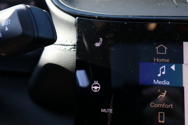 New 2026 Jeep Grand Cherokee Laredo image 17