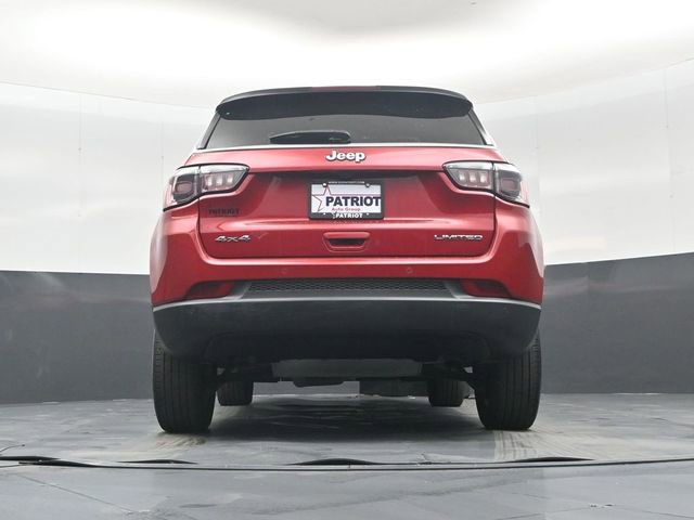 Used 2025 Jeep Compass Limited image 41