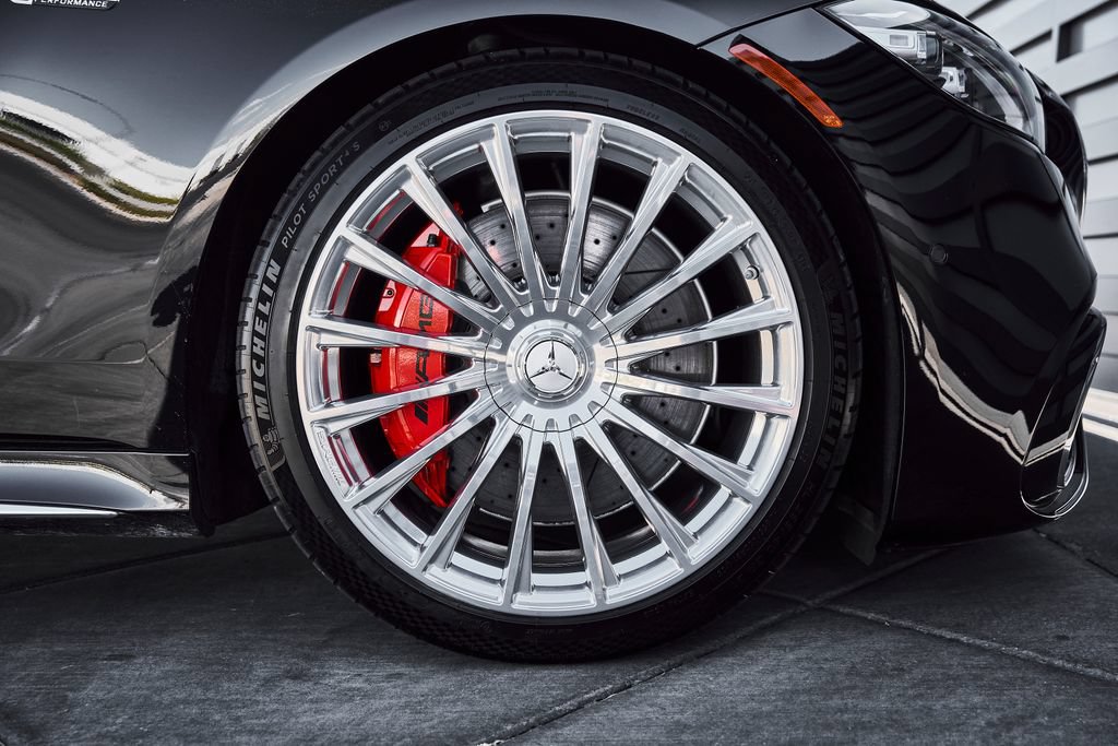 Used 2024 Mercedes-Benz S 63 AMG S image 21