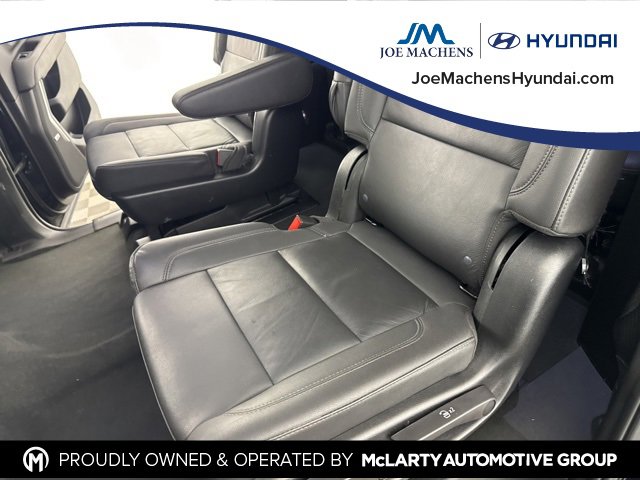 Used 2023 Chevrolet Suburban LT w/ LT Signature Plus Package image 23