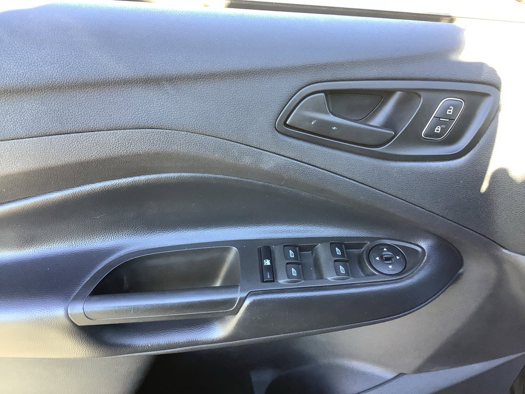 Used 2019 Ford Escape S image 11