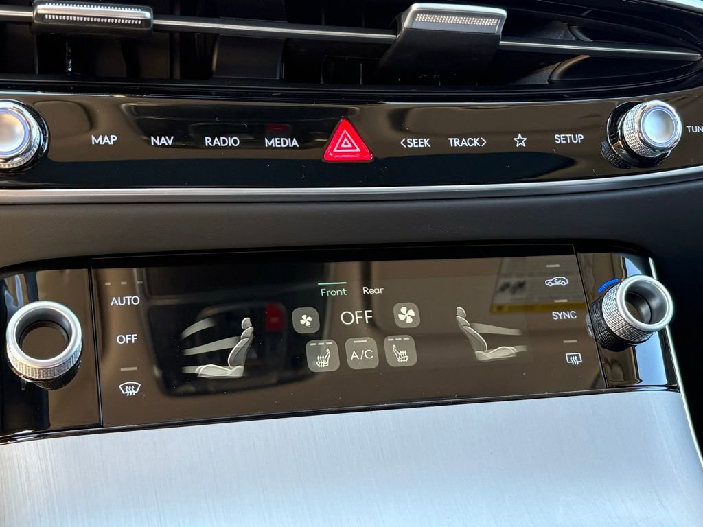 New 2026 Genesis GV70 2.5T Select image 20