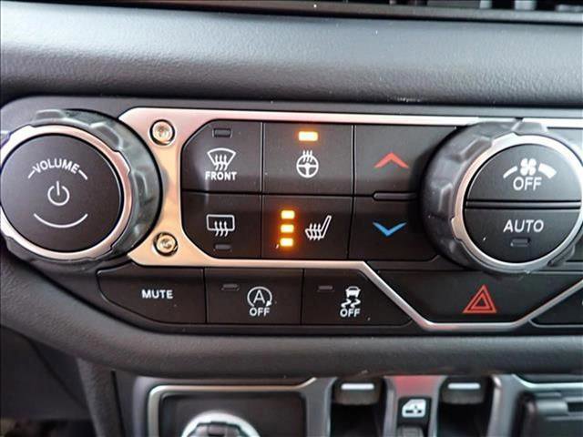 New 2025 Jeep Wrangler Unlimited Sahara AWD/4WD image 20