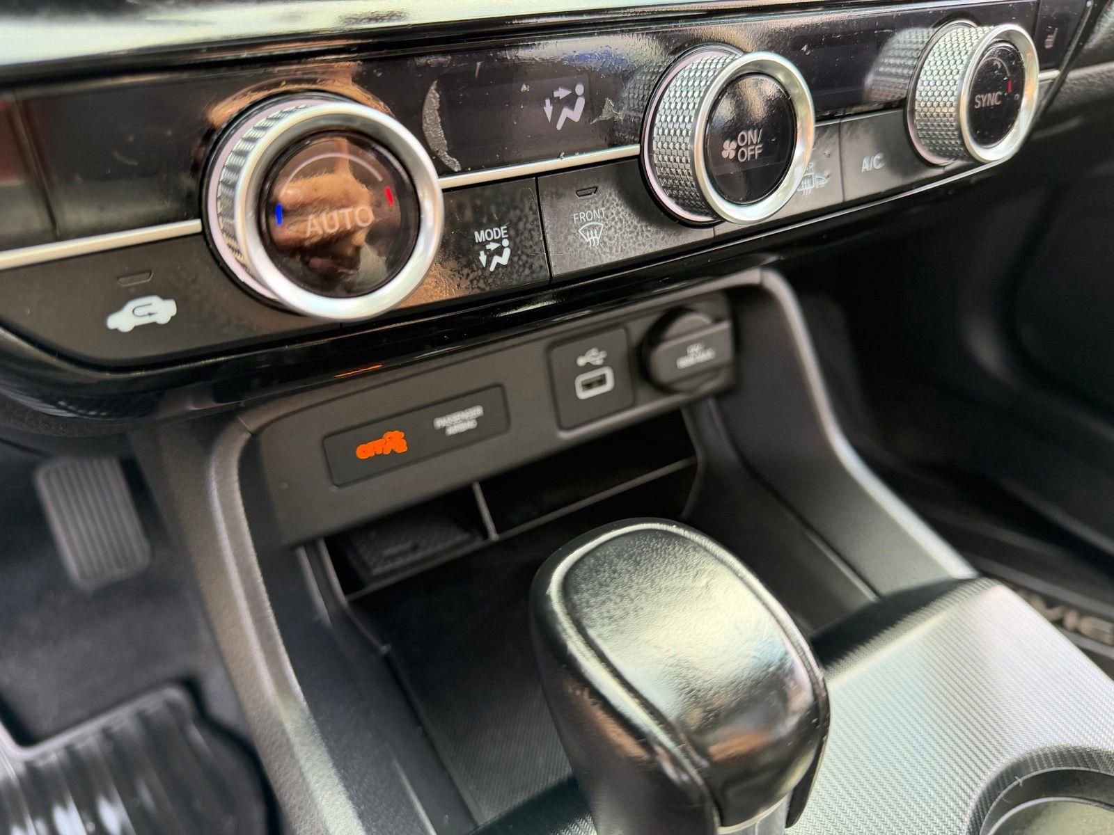 Used 2022 Honda Civic EX image 27