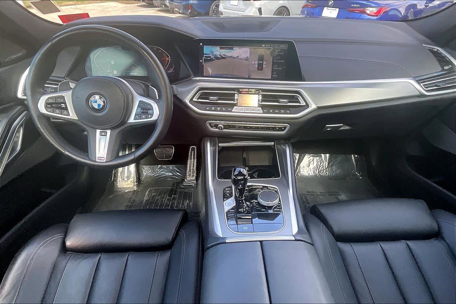Certified 2022 BMW X6 xDrive40i w/ M Sport Package AWD/4WD image 15