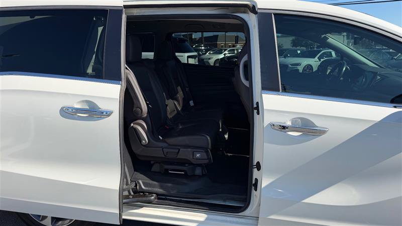Used 2018 Honda Odyssey Touring image 39
