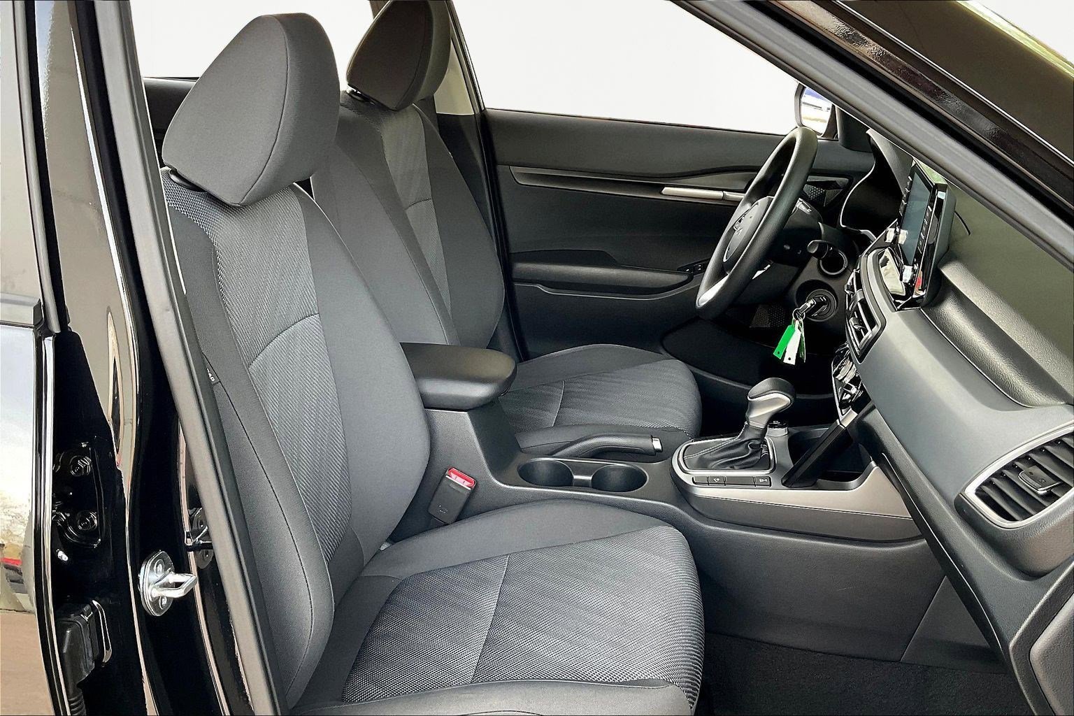 Used 2023 Kia Seltos LX image 28