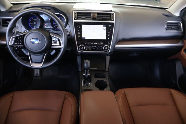 Used 2018 Subaru Outback 3.6R Touring AWD/4WD image 17