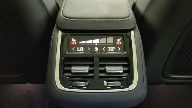 New 2026 Volvo XC90 B5 Plus w/ Protection Package AWD/4WD image 31