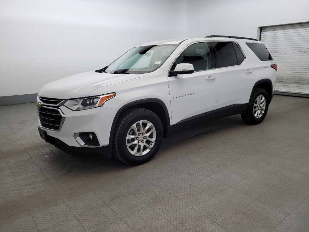 Used 2020 Chevrolet Traverse LT image 2