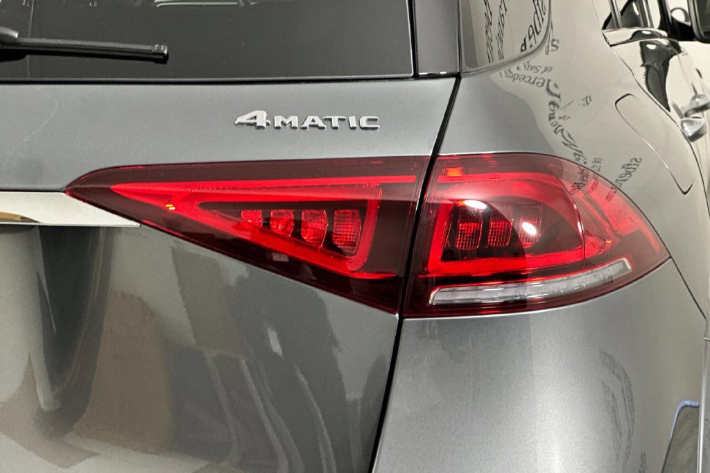 Certified 2023 Mercedes-Benz GLE 450 4MATIC image 36