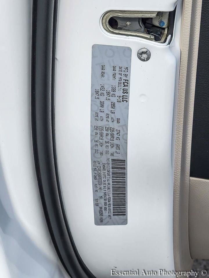 Used 2019 Chrysler Pacifica Touring-L w/ Advanced Safetytec Group image 36