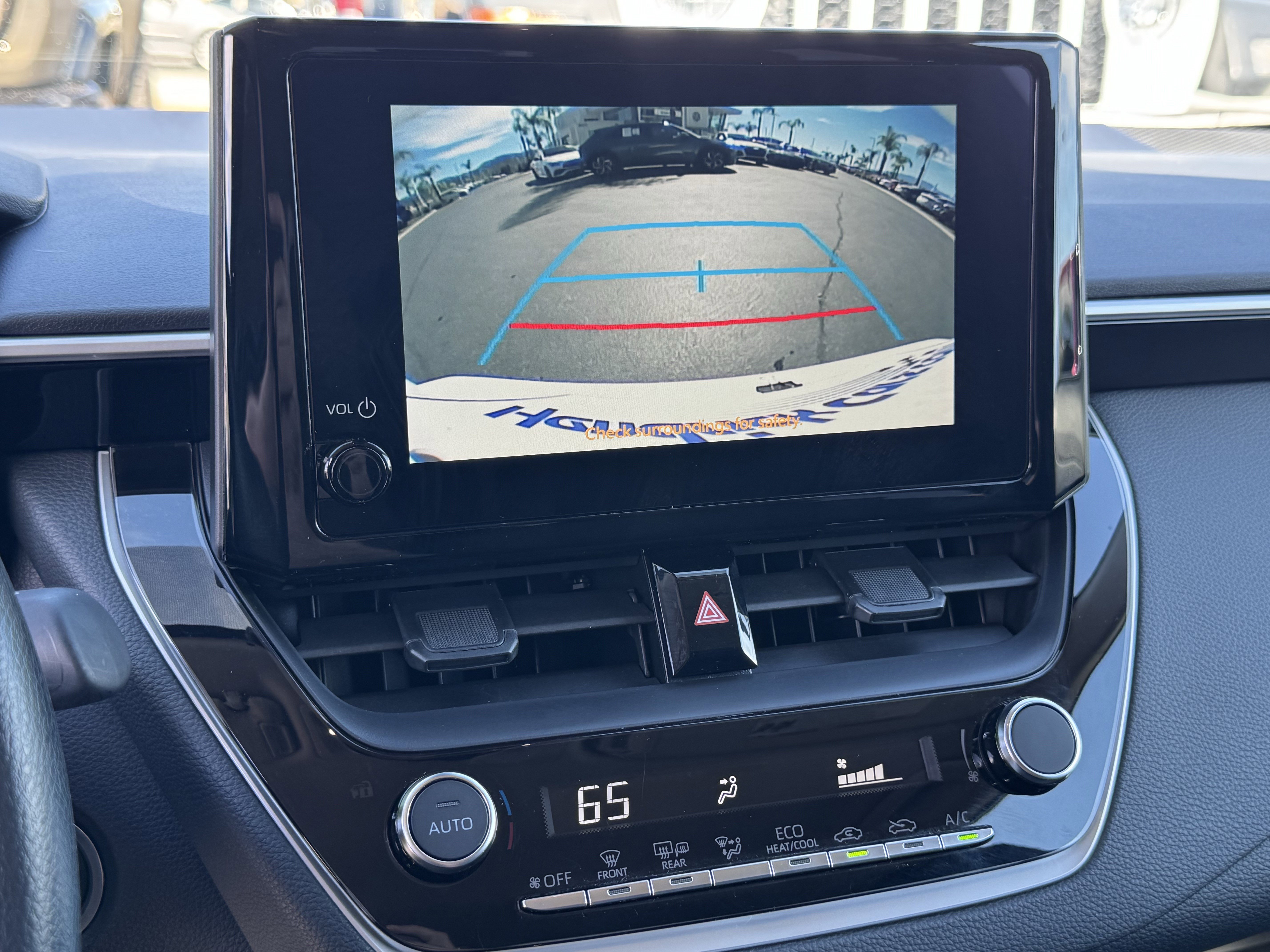 Used 2026 Toyota Corolla LE w/ LE Premium Package image 28