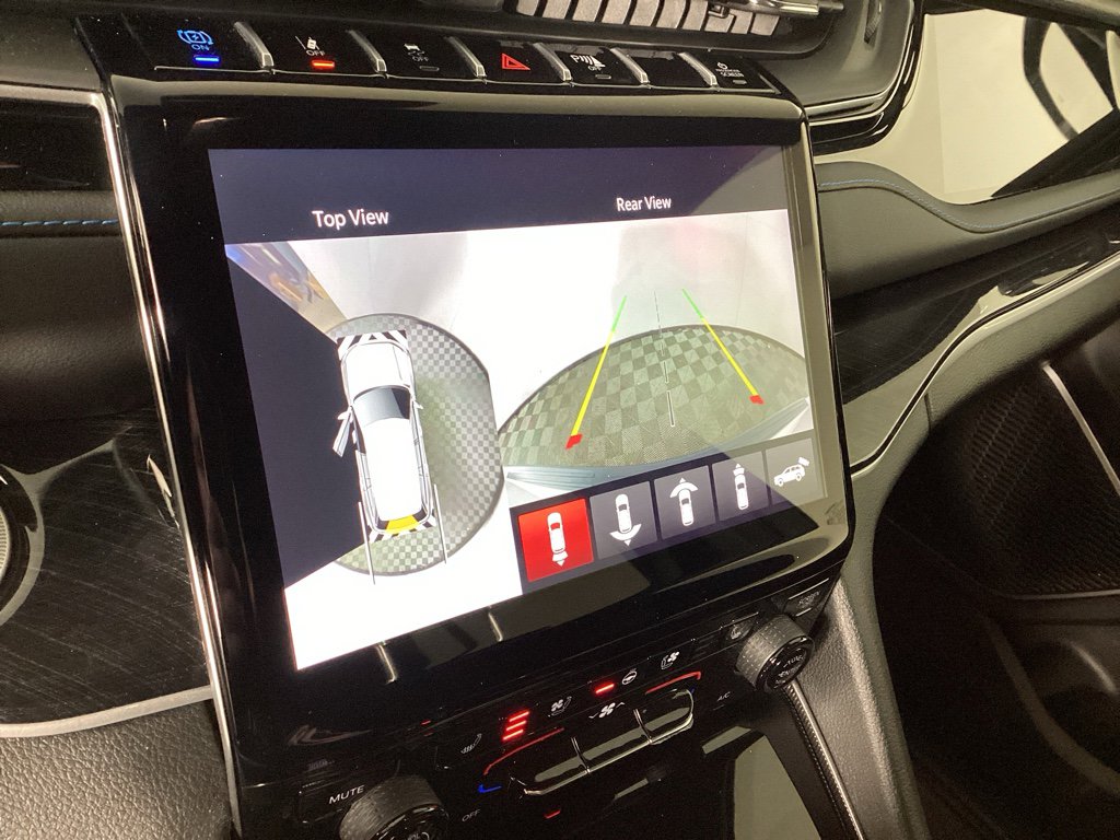 Used 2024 Jeep Grand Cherokee Trailhawk w/ Advanced Protech Group II image 34