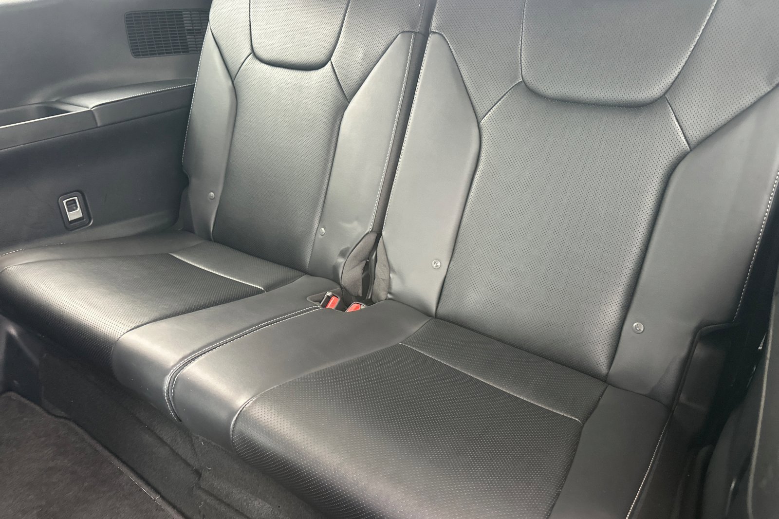 Used 2024 Lexus TX 500h AWD image 15