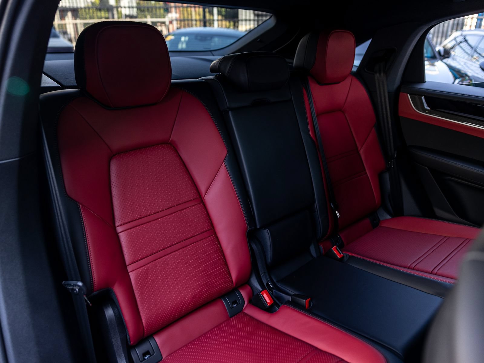 New 2026 Porsche Cayenne Coupe AWD/4WD image 37