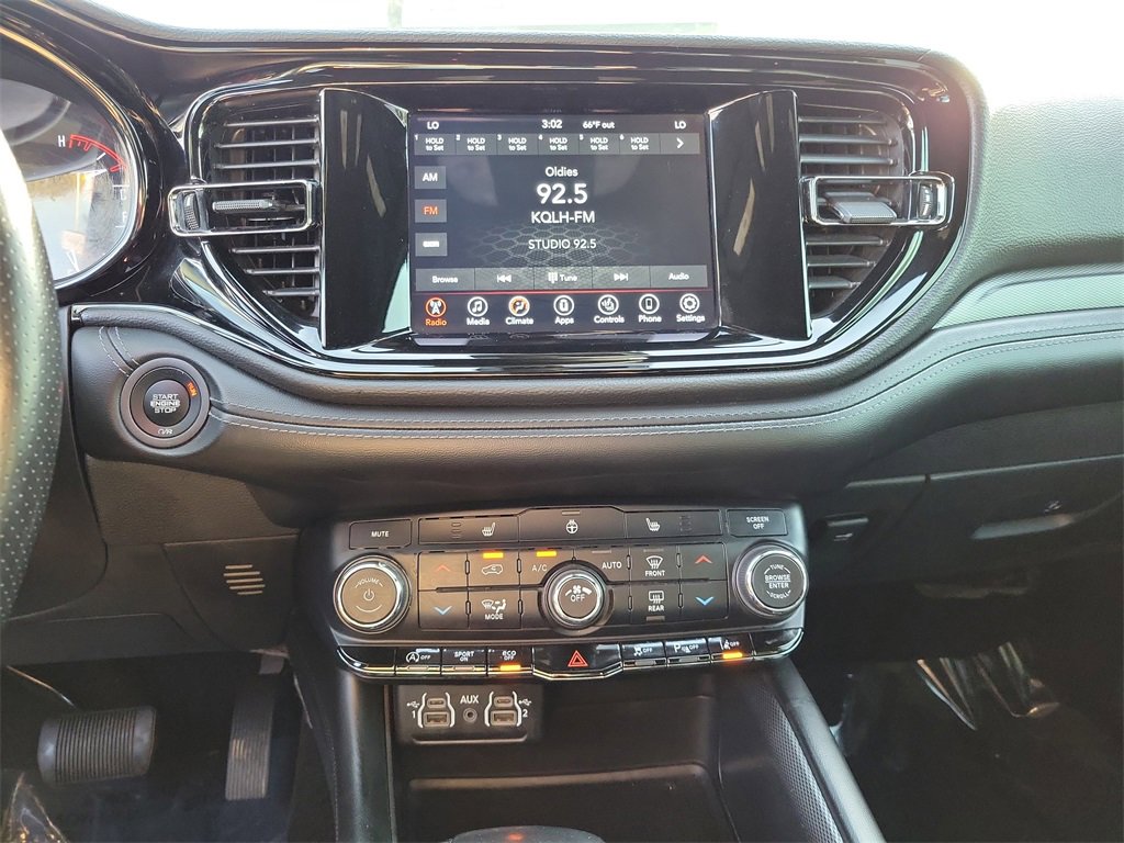 Used 2022 Dodge Durango GT image 12