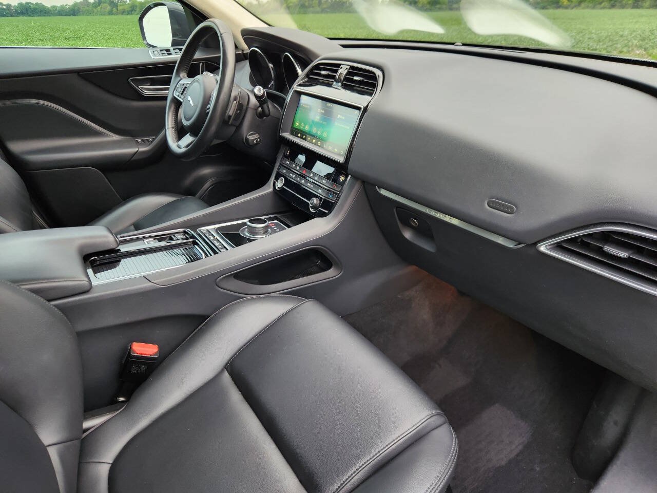 Used 2020 Jaguar F-PACE Premium AWD/4WD image 8